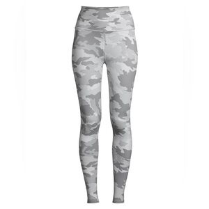 Beyond Yoga Grey Camo Leggings